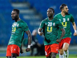 الوحدات يستعد لمواجهة ناساف كارشي اليوم (المصدر: أ ف ب)