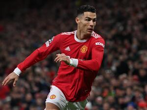 رونالدو يقود هجوم مانشستر يونايتد أمام ليستر سيتي اليوم