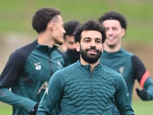 شكوك حول مشاركة محمد صلاح مع ليفربول منذ البداية أمام بنفيكا