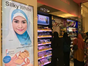 halal makeup