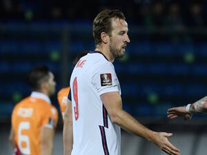 هاري كين يقود هجوم توتنهام أمام آرسنال اليوم (المصدر: أ ف ب)