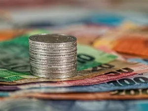 Gartner Identifies Three Technology Trends Gaining Traction in Banking and Investment Services in 2022