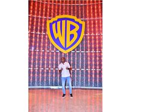 Warner Bros. World Abu Dhabi Hosts Anderson da Silva for a Special Tour and Experience