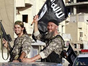 تقوم القوات المصرية منذ شباط/فبراير 2018 بحملة واسعة ضد مجموعات مسلحة ومتطرفة في المنطقة