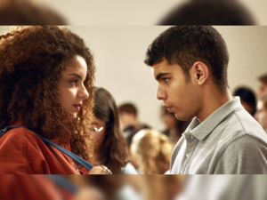 مد عرض فيلم مجنون فرح في سينما عقيل في الإمارات