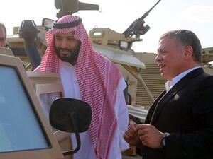 طي صفحات رمادية 