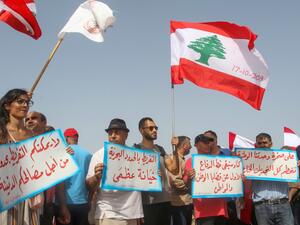 Lebanese protesters