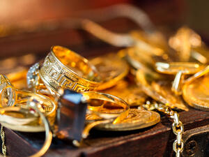 (Source: Shutterstock) Gold Prices in Dubai Today: 24K Up to Dh222.25 Per Gram