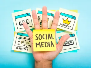 Top 11 Social Media Management Tools For Businesses