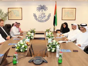 H.E. Thani bin Ahmed Al Zeyoudi Pays a Visit to The Kanoo Group's Main Office