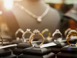 Gold Prices in Dubai Today: 24K Persistent at Dh219.50 Per Gram