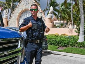 Police outside Mar-a-Lago