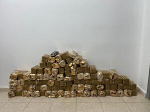 تهريب كميات كبيرة من المخدرات