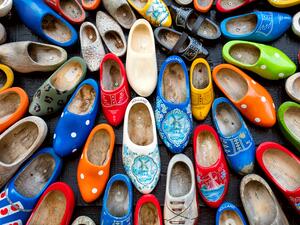 Old shoes in an art way 
