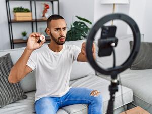 5 Best Crypto YouTube Channels Worth Following in 2022