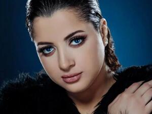منى فاروق