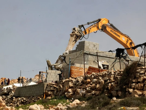 Destroying Palestinian homes 
