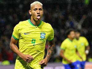 Brazil's forward Richarlison reacts during the friendly football match between Brazil and Ghana at the Oceane Stadium in Le Havre, northwestern France on September 23, 2022. (Photo by Damien MEYER / AFP)