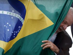 Brazilian former president (2003-2010) and presidential candidate for the leftist Workers Party (PT), Luiz Inacio Lula da Silva. (Photo by Miguel SCHINCARIOL / AFP) Lula da Silva