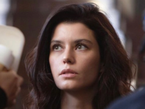 Beren Saat trends over a sex scene she previously shot