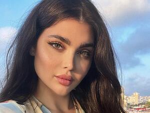  الفنانة اللبنانية قمر