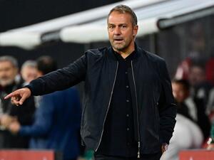 Germany's coach Hans-Dieter Flick reacts from the sidelines during the UEFA Nations League football match between Germany and Hungary in Leipzig, eastern Germany on September 23, 2022. (Photo by John MACDOUGALL / AFP)