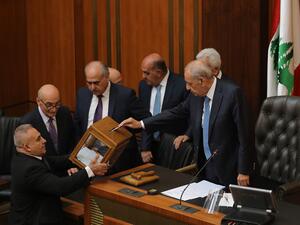 اقتراع في مجلس النواب اللبناني لانتخاب رئيس جديد للجمهورية