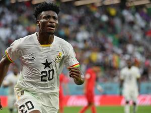 Ghana's midfielder #20 Mohammed Kudus celebrates scoring his team's second goal during the Qatar 2022 World Cup Group H football match between South Korea and Ghana at the Education City Stadium in Al-Rayyan, west of Doha, on November 28, 2022. (Photo by JUNG Yeon-je / AFP)