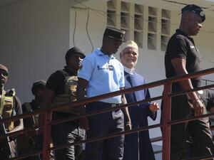 الحكم بالسجن مدى الحياة، على الرئيس السابق أحمد عبد الله سامبي (أ ف ب)