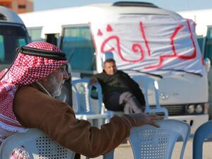  تم تحريك اكثر من 200 شاحنة للعمل وفك اضرابها