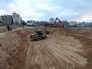 Roman tombs uncovered in Gaza 