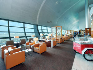 More than 30 Emirates Lounges now open worldwide