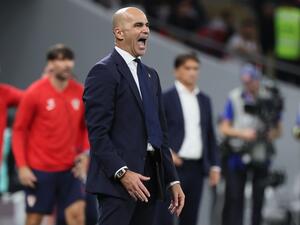 Belgium's Spanish coach #00 Roberto Martinez reacts during the Qatar 2022 World Cup Group F football match between Croatia and Belgium at the Ahmad Bin Ali Stadium in Al-Rayyan, west of Doha on December 1, 2022. (Photo by JACK GUEZ / AFP)