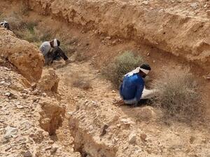 اعتقال مهربين على الحدود بين مصر واسرائيل / أرشيفية