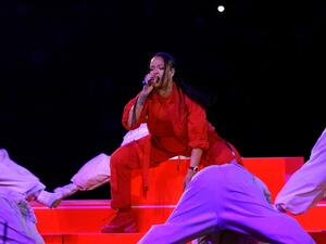 Rihanna didn't get paid for her Super Bowl show