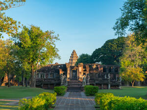 Angkorian crown 