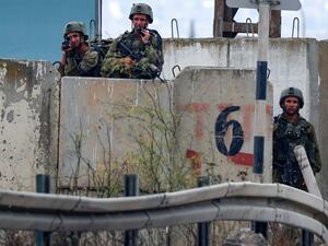 حاجز لقوات الإحتلال الاسرائيلي على أحد مداخل مدينة نابلس (أ ف ب) 