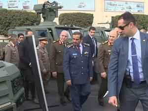 مصر تستعرض أقوى أسلحتها أمام الجيش القطري