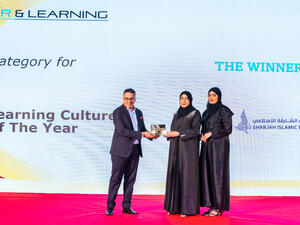 Sharjah Islamic Bank receives the Learning Culture of the Year Award from the Human Resources and Learning Platform in the Middle East and Africa