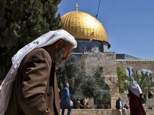 امر وزير الامن الداخلي  إيتمار بن غفير الشرطة باقتحام المسجد الأقصى وإخراج المعتكفين منه بالقوة