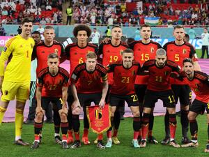 Belgium's players pose for a group picture during the Qatar 2022 World Cup Group F football match between Croatia and Belgium at the Ahmad Bin Ali Stadium in Al-Rayyan, west of Doha on December 1, 2022. (Photo by JACK GUEZ / AFP)