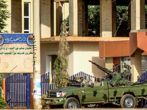  احتدام الاشتباكات المسلحة بين قوات الجيش السوداني والدعم السريع