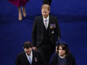 Prince Harry wear a suit in the Coronation