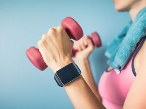 A Guide to Choosing the Right Fitness Tracker Wearable Device