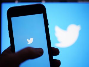 Twitter to Launch New Features for Enhanced Video Viewing Experience, According to Elon Musk