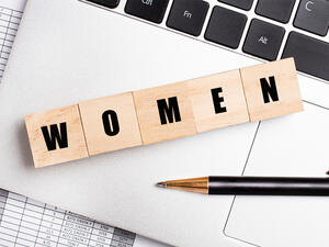 word "women"