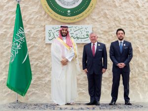 ملك الأردن ونجله الأمير الحسين وولي العهد السعودي محمد بن سلمان