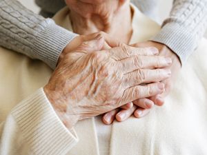 Elderly couple fall in love in nursing home, get married