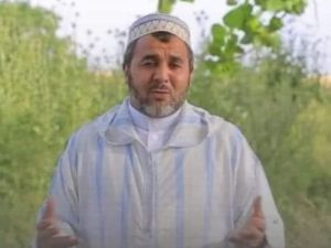 تعتبر جماعة العدل والإحسان الصوفية محظورة في المغرب ومعروفة بمعارضتها السلمية للنظام الملكي