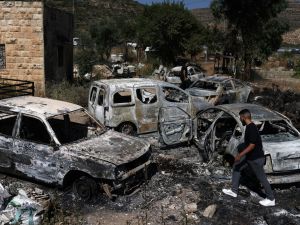 شهيد في ترمسعيا والمستوطنون يحرقون القرية انتقاما لعملية ايلي